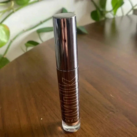 Makeup  MILK - kush high roll brown tint - new - Picture 3 of 4